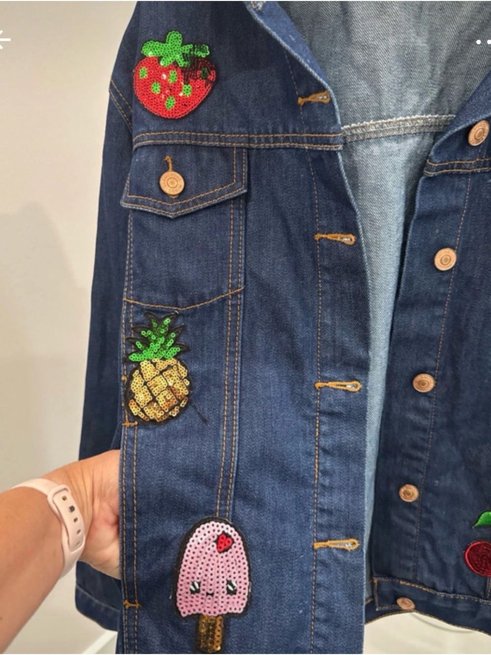 Glamorous Blue Denim Jacket with Contrast Stitching - Picture 4 of 6